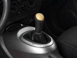 Внедорожник Nissan Juke 2011 года, 860000 рублей, Омск