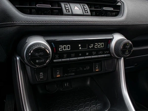 Внедорожник Toyota RAV4 2020 года, 3395000 рублей, Краснодар