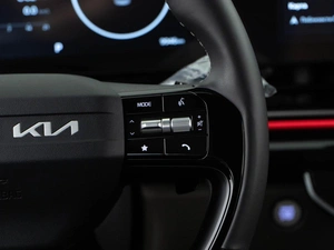 Минивэн Kia Carnival 2025 года, 6098999 рублей, Москва