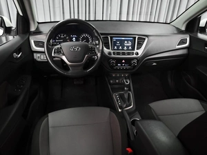 Седан Hyundai Solaris 2019 года, 1598000 рублей, Ставрополь