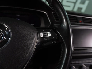 Внедорожник Volkswagen Tiguan 2017 года, 2414000 рублей, Воронеж