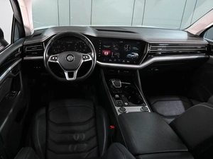 Внедорожник Volkswagen Touareg 2020 года, 5200000 рублей, Аксай