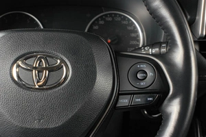 Внедорожник Toyota RAV4 2022 года, 2949000 рублей, Тюмень