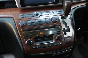 Минивэн Nissan Elgrand 2007 года, 1789000 рублей, Омск