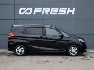 Минивэн Honda Freed 2018 года, 1700000 рублей, Краснодар