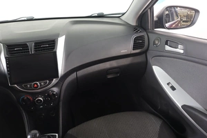 Седан Hyundai Solaris 2012 года, 719000 рублей, Пермь