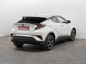 Внедорожник Toyota C-HR 2018 года, 1950000 рублей, Красноярск