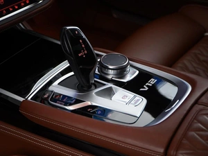 Седан BMW 7 серия 2019 года, 6340055 рублей, Москва