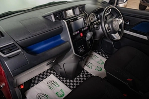 Хетчбэк Toyota Tank 2019 года, 1329000 рублей, Томск