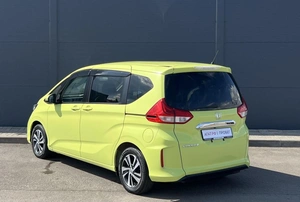 Минивэн Honda Freed 2018 года, 1320000 рублей, Солонцы