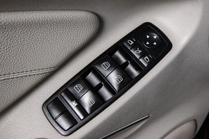 Внедорожник Mercedes-benz M-класс 2009 года, 1919000 рублей, Сургут
