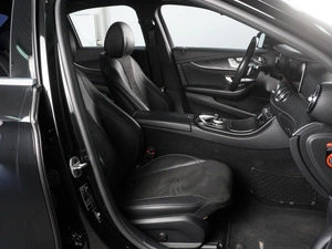 Седан Mercedes-benz E-класс 2019 года, 3625000 рублей, Минеральные Воды