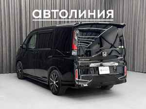 Минивэн Honda Stepwgn 2020 года, 2499000 рублей, Красноярск