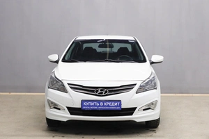 Седан Hyundai Solaris 2015 года, 1169000 рублей, Новосибирск