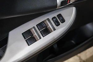 Седан Toyota Corolla 2012 года, 1049000 рублей, Новокузнецк
