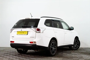 Внедорожник Mitsubishi Outlander 2013 года, 1239000 рублей, Сургут