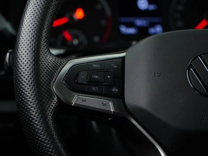 Лифтбек Volkswagen Polo 2022 года, 1777077 рублей, Москва