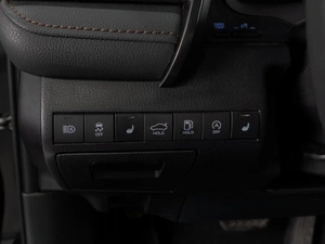 Седан Toyota Camry 2023 года, 3729000 рублей, Тюмень