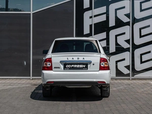Седан ВАЗ (LADA) Priora 2018 года, 750000 рублей, Краснодар