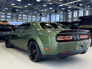 Купе Dodge Challenger SRT 2023 года, 15999999 рублей, Москва