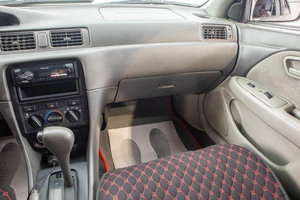 Седан Toyota Camry 2000 года, 649000 рублей, Барнаул