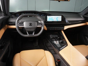 Лифтбек Changan UNI-V 2023 года, 2149000 рублей, Минеральные Воды