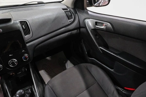Седан Kia Cerato 2011 года, 679000 рублей, Новокузнецк
