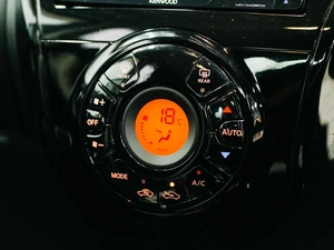 Хетчбэк Nissan Note 2018 года, 1050000 рублей, Красноярск