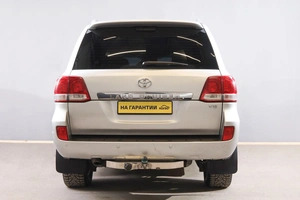 Внедорожник Toyota Land Cruiser 2011 года, 3149000 рублей, Новосибирск