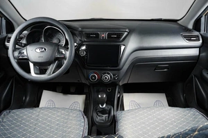 Седан Kia Rio 2011 года, 899000 рублей, Тюмень