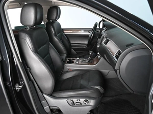 Внедорожник Volkswagen Touareg 2015 года, 3319000 рублей, Ростов-на-Дону