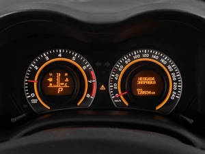 Седан Toyota Corolla 2011 года, 1250000 рублей, Тюмень