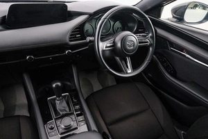 Хетчбэк Mazda 3 2019 года, 1769000 рублей, Красноярск