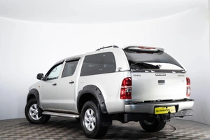 Пикап Toyota Hilux 2013 года, 2349000 рублей, Пермь
