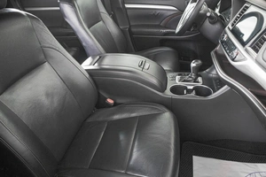 Внедорожник Toyota Highlander 2013 года, 2609000 рублей, Кемерово
