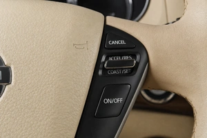 Седан Nissan Teana 2011 года, 1059000 рублей, Челябинск