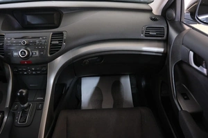 Седан Honda Accord 2008 года, 1349000 рублей, Омск