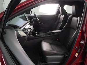 Внедорожник Toyota C-HR 2017 года, 1754000 рублей, Воронеж