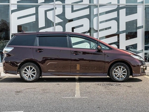 Минивэн Toyota Wish 2013 года, 1350000 рублей, Краснодар