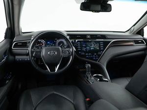 Седан Toyota Camry 2021 года, 3099055 рублей, Москва