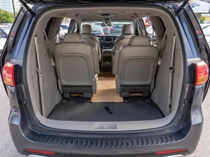 Минивэн Kia Carnival 2016 года, 2489000 рублей, Саратов