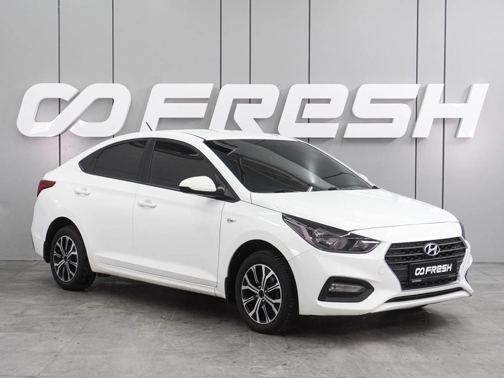Седан Hyundai Solaris 2017 года, 1061000 рублей, Воронеж