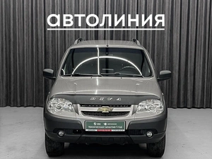 Внедорожник Chevrolet Niva 2018 года, 835000 рублей, Красноярск