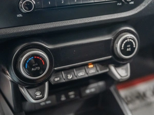 Седан Kia Rio 2019 года, 875000 рублей, Красноярск
