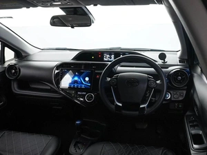 Хетчбэк Toyota Aqua 2018 года, 1278055 рублей, Москва