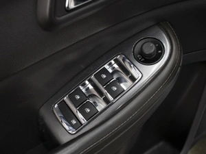 Седан Chevrolet Malibu 2012 года, 1270000 рублей, Омск