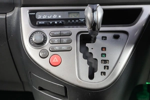 Минивэн Toyota Wish 2004 года, 699000 рублей, Новосибирск