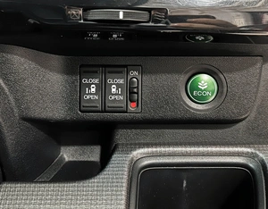 Минивэн Honda Stepwgn 2015 года, 1897000 рублей, Красноярск