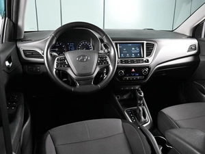 Седан Hyundai Solaris 2019 года, 1390000 рублей, Аксай