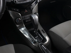 Хетчбэк Chevrolet Cruze 2014 года, 870000 рублей, Омск